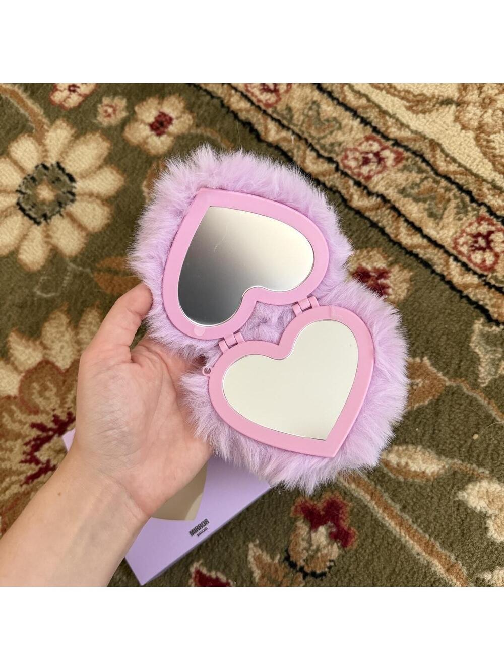Huda Beauty fur day purple heart-shaped compact mirror